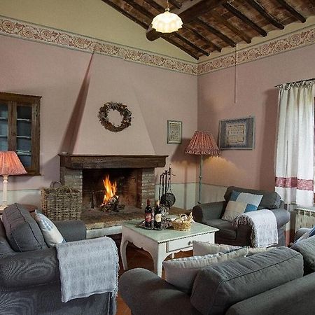 Villa Castellina - Homelilke Villas Castellina in Chianti Dış mekan fotoğraf